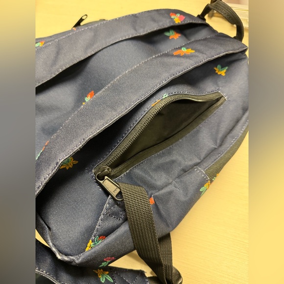 Dakine Essentials Pack Mini 7L Unisex Mini Backpack Color Mini Tropical - Picture 12 of 12